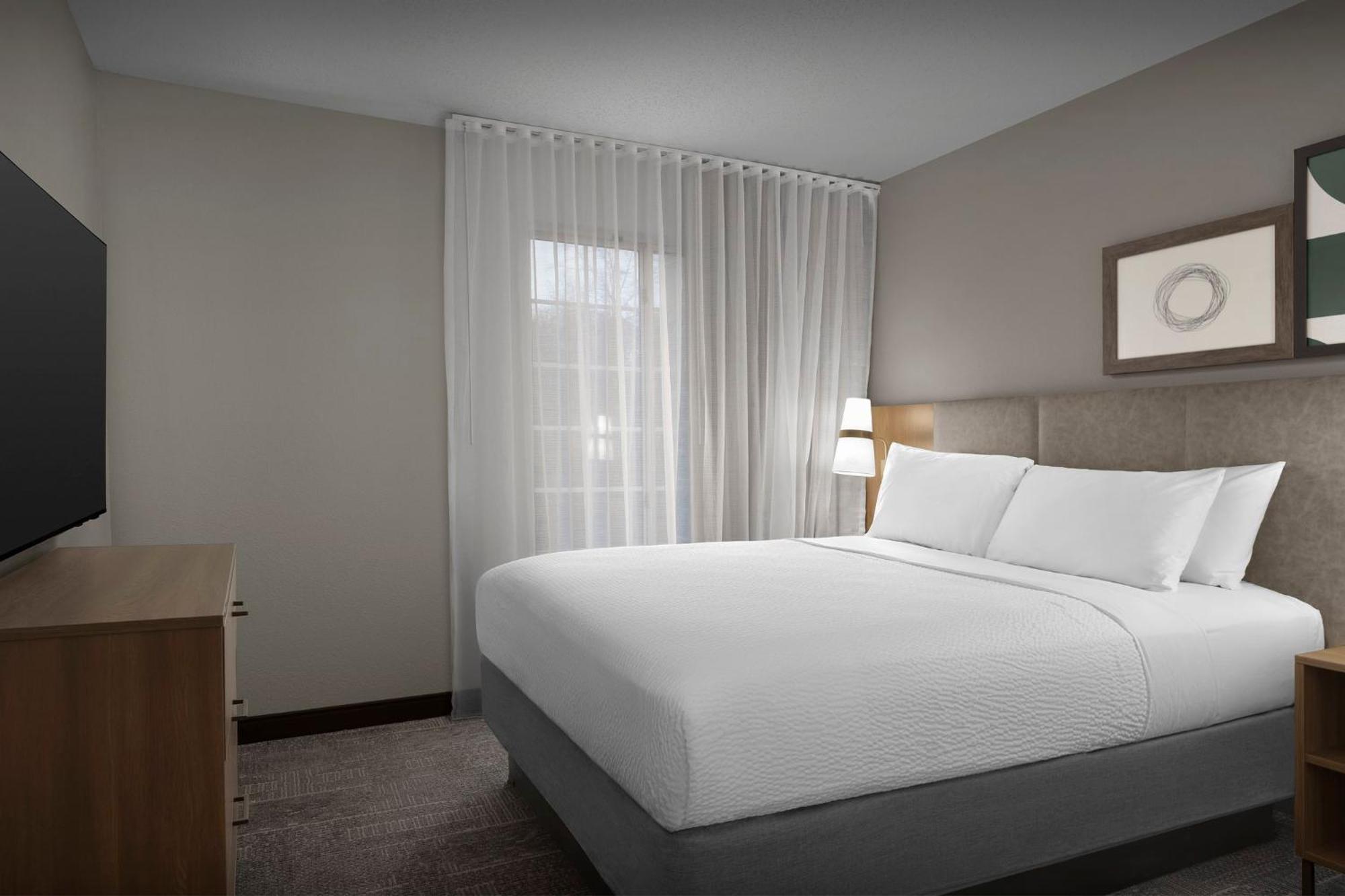 Staybridge Suites Raleigh-Durham Airport-Morrisville By Ihg Экстерьер фото